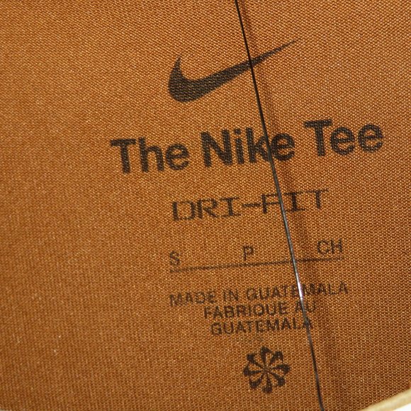 New York Giants Salute to Service Short Sleeve T-Shirt Small S NWT 2023 - Picture 5 of 6